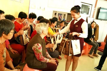 重阳献爱心！大德康元关爱老人送健康