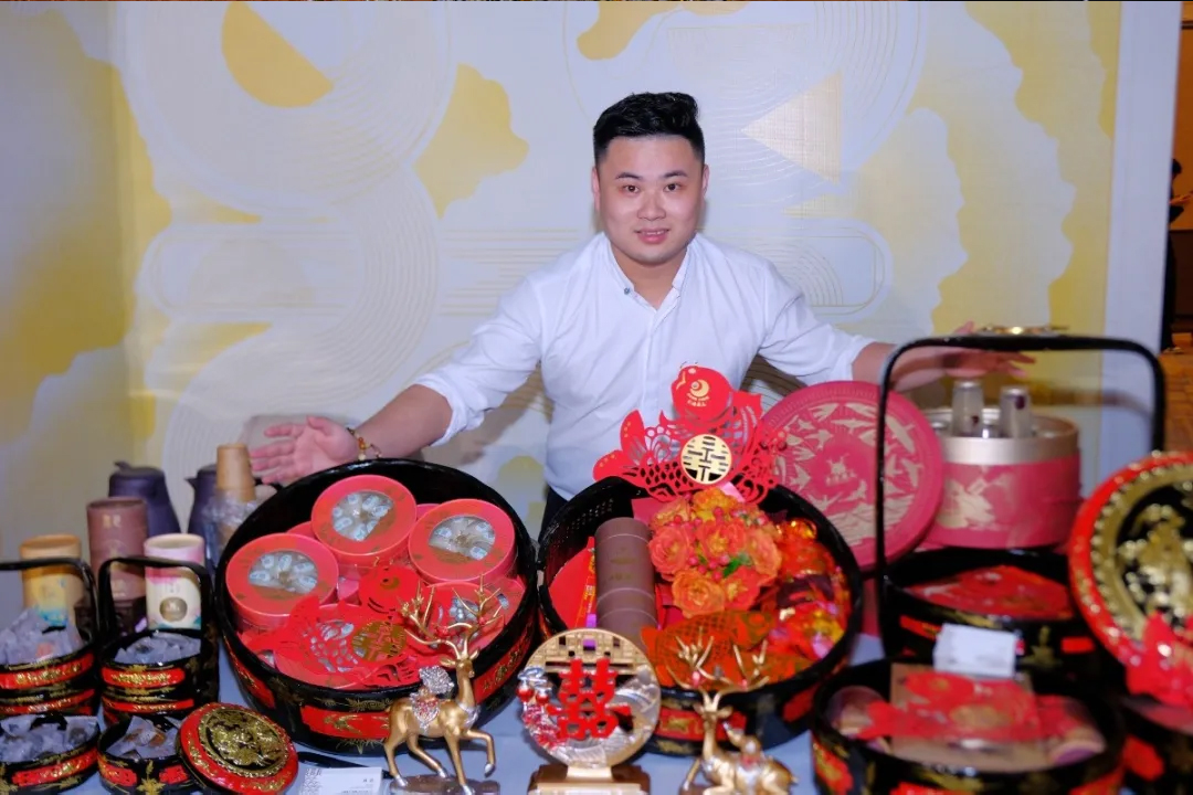 大德康元受邀参加翾·????????春季婚尚盛典